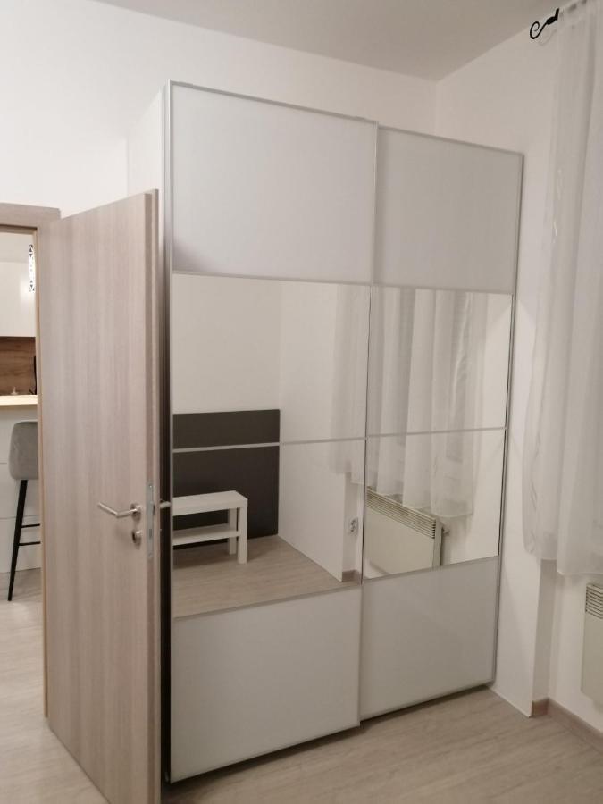 Evita Apartment 카를로바츠 외부 사진