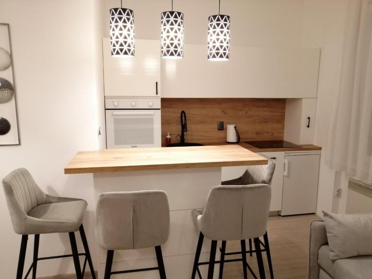 Evita Apartment 카를로바츠 외부 사진