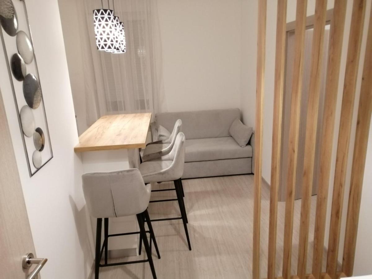 Evita Apartment 카를로바츠 외부 사진