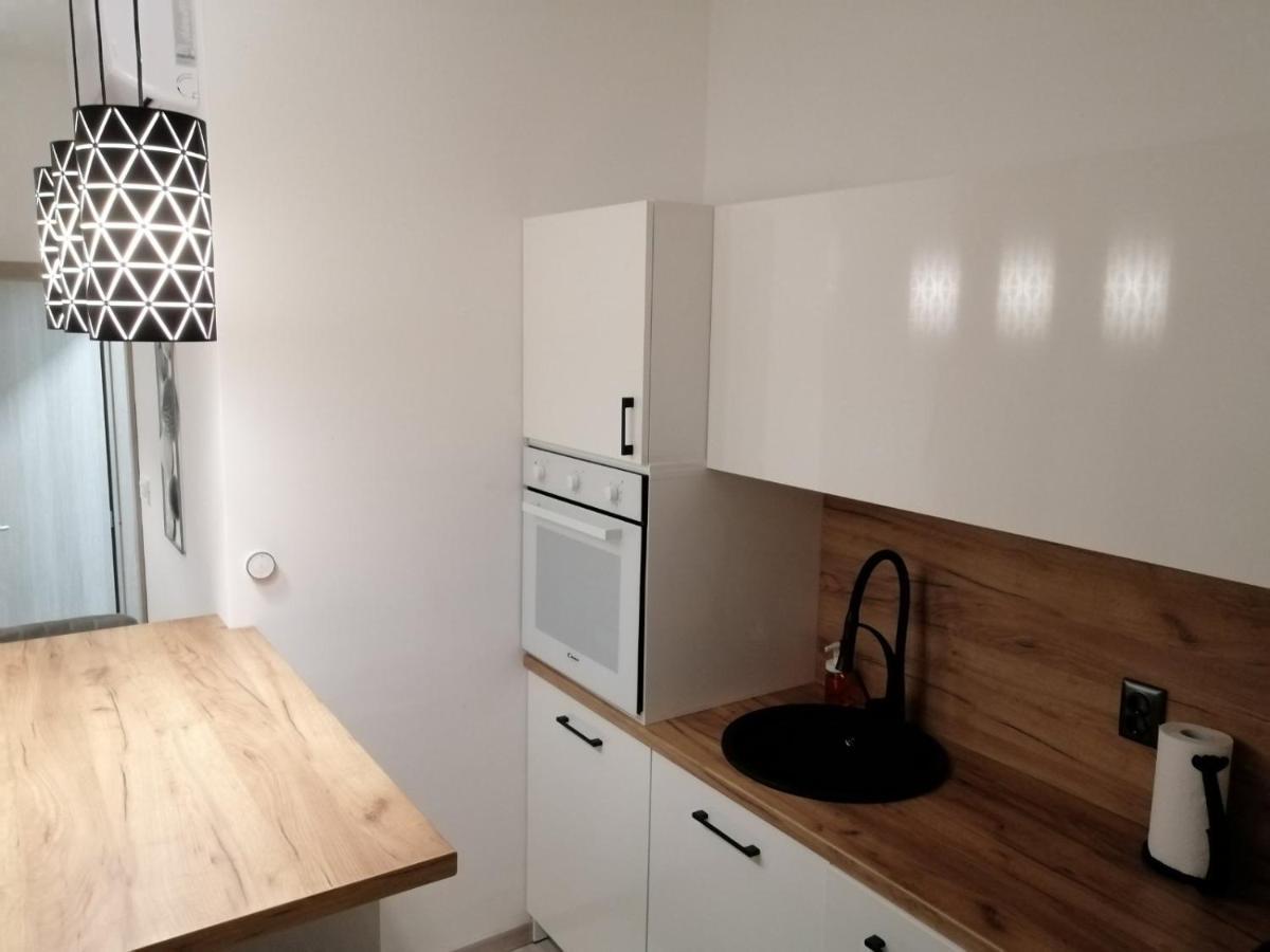 Evita Apartment 카를로바츠 외부 사진